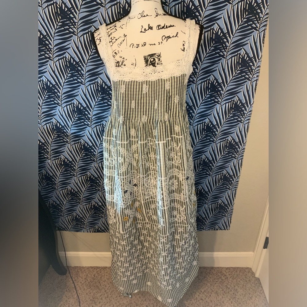 #31 Urban Outfitters Maxi Dress Medium